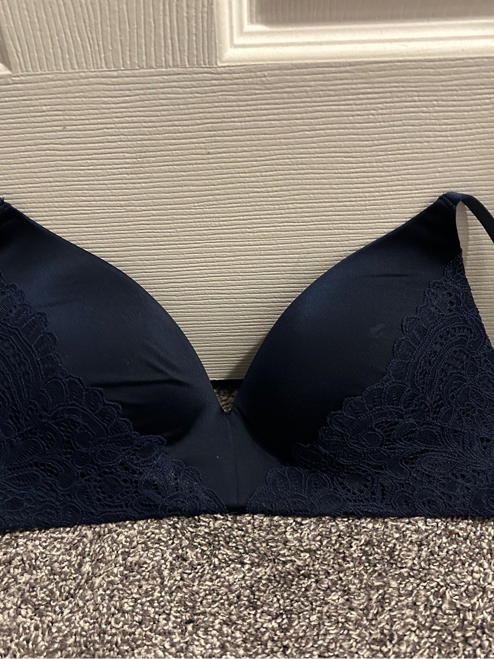 NWT Soma Navy Stunning Wireless Lace Push-Up Bra